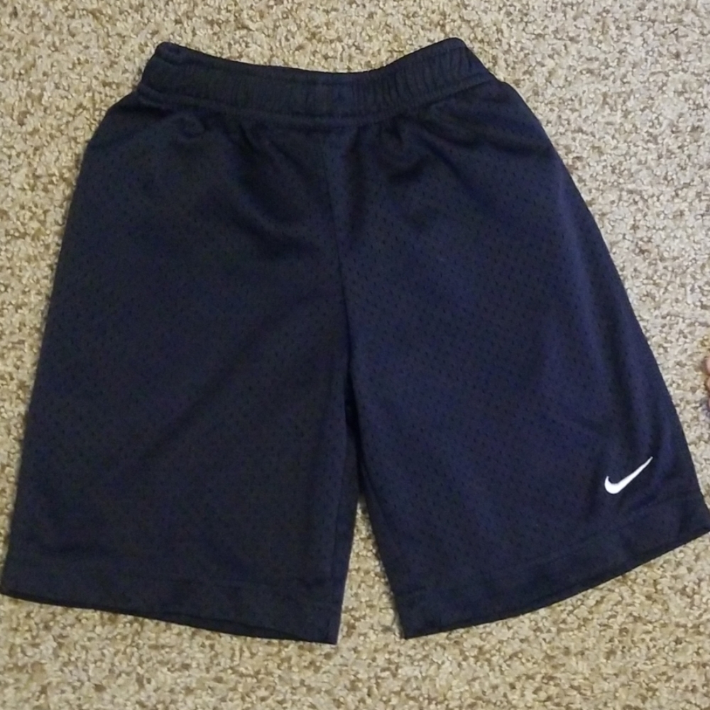 Nike boys mesh shorts